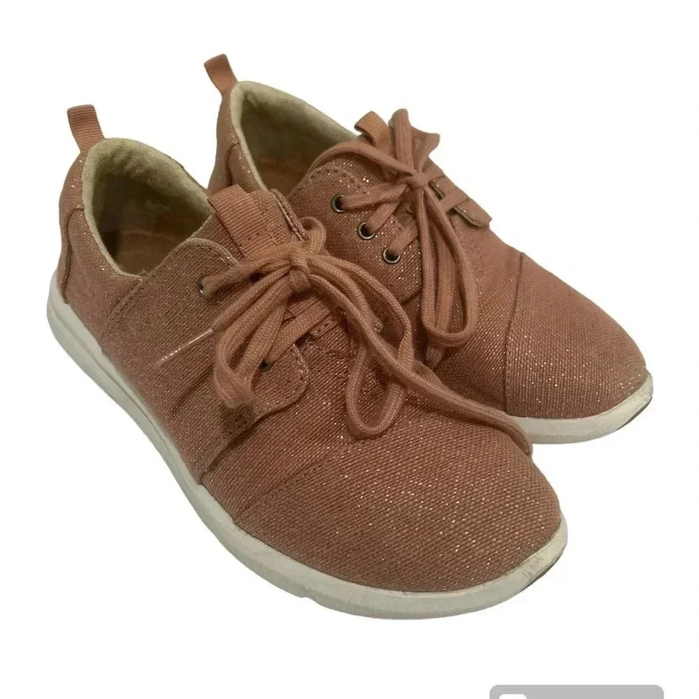 Toms